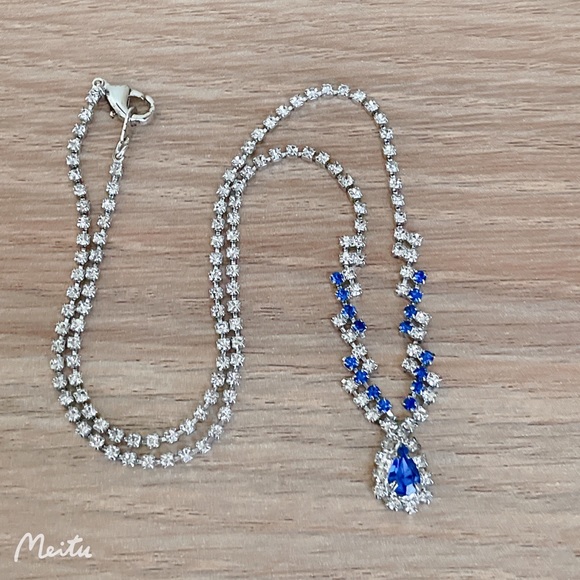 Necklace - Picture 4 of 6